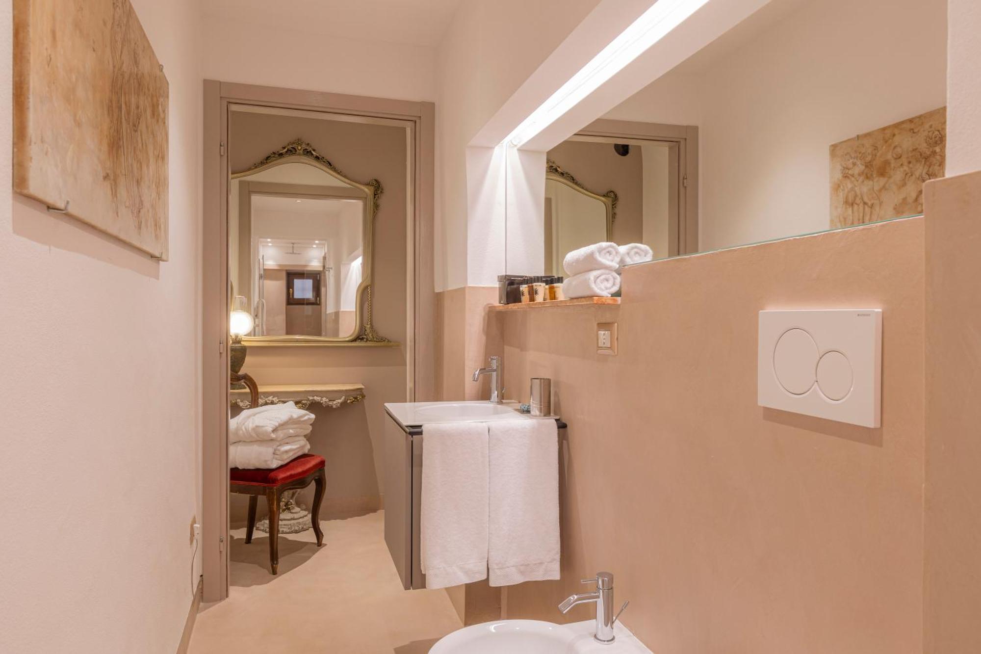 Corte Realdi - Palazzo Camozzini Verona Rum bild